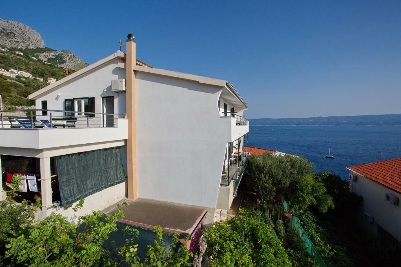 Apartment Lelas Omiš Kültér fotó