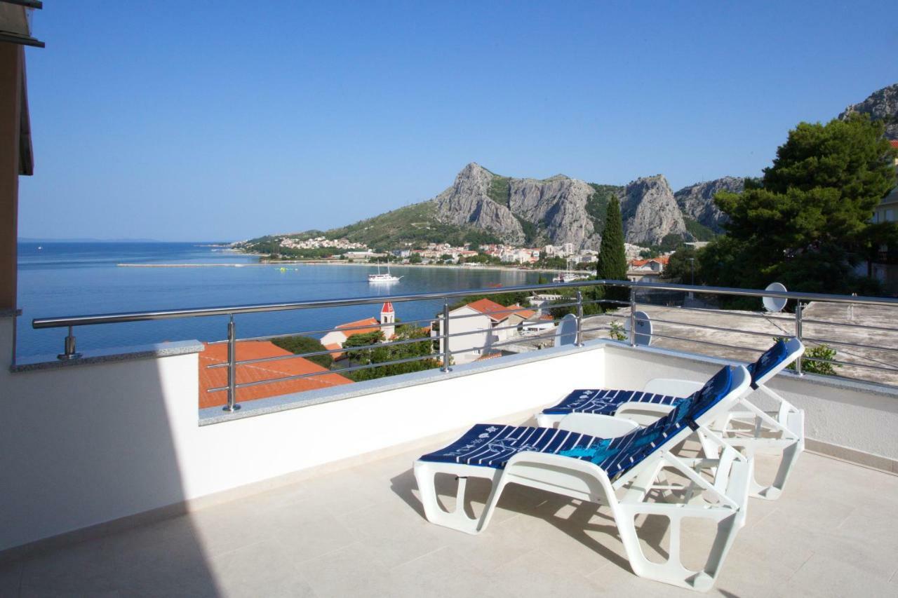 Apartment Lelas Omiš Kültér fotó