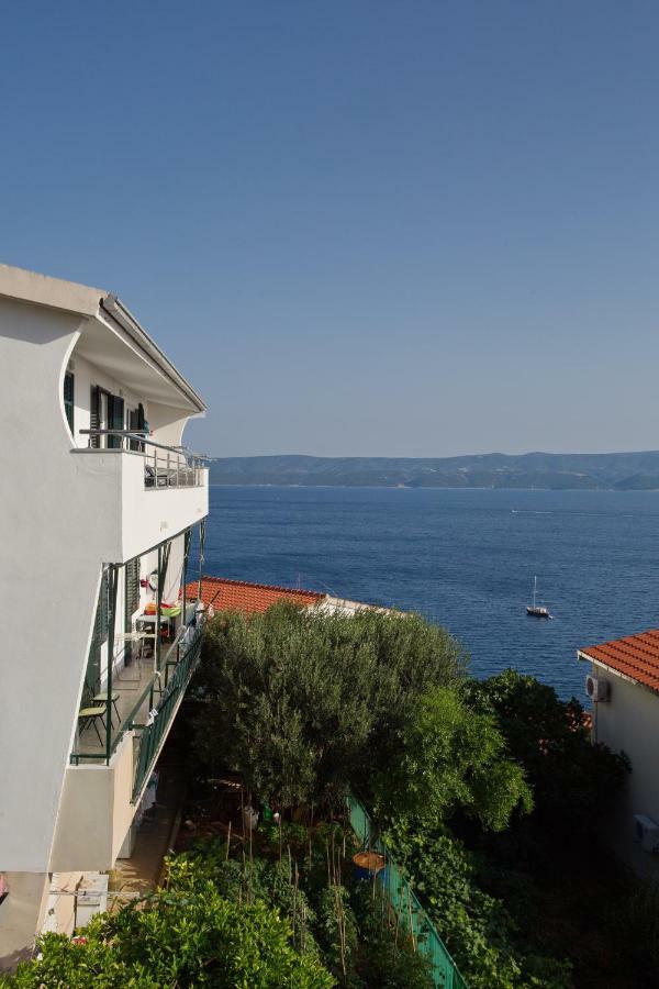 Apartment Lelas Omiš Kültér fotó